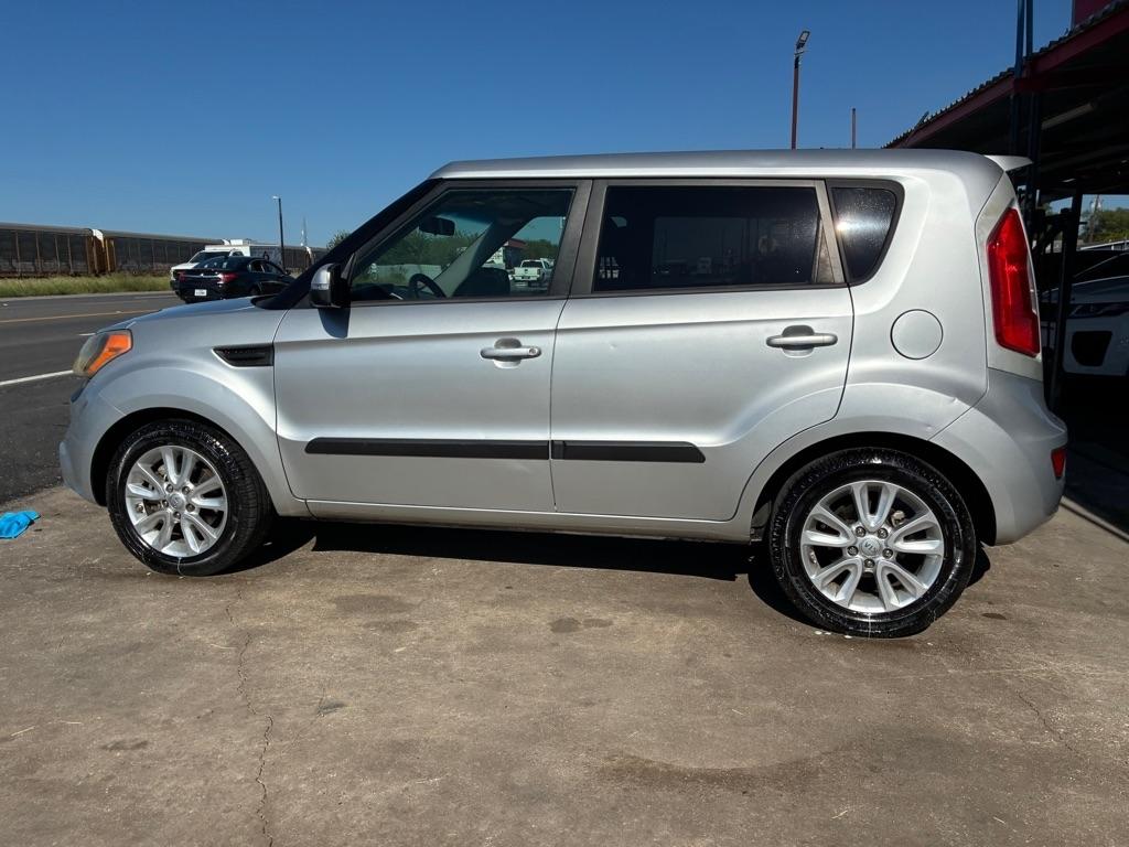 Kia Soul + 2012