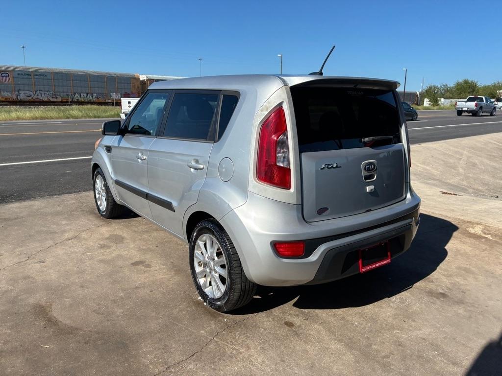 Kia Soul + 2012