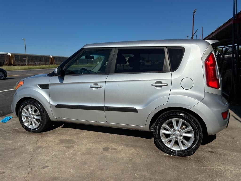 Kia Soul + 2012