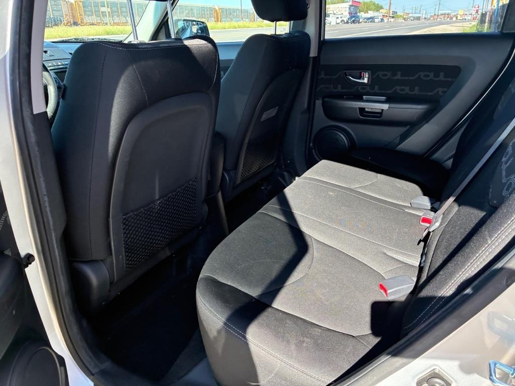 Kia Soul + 2012