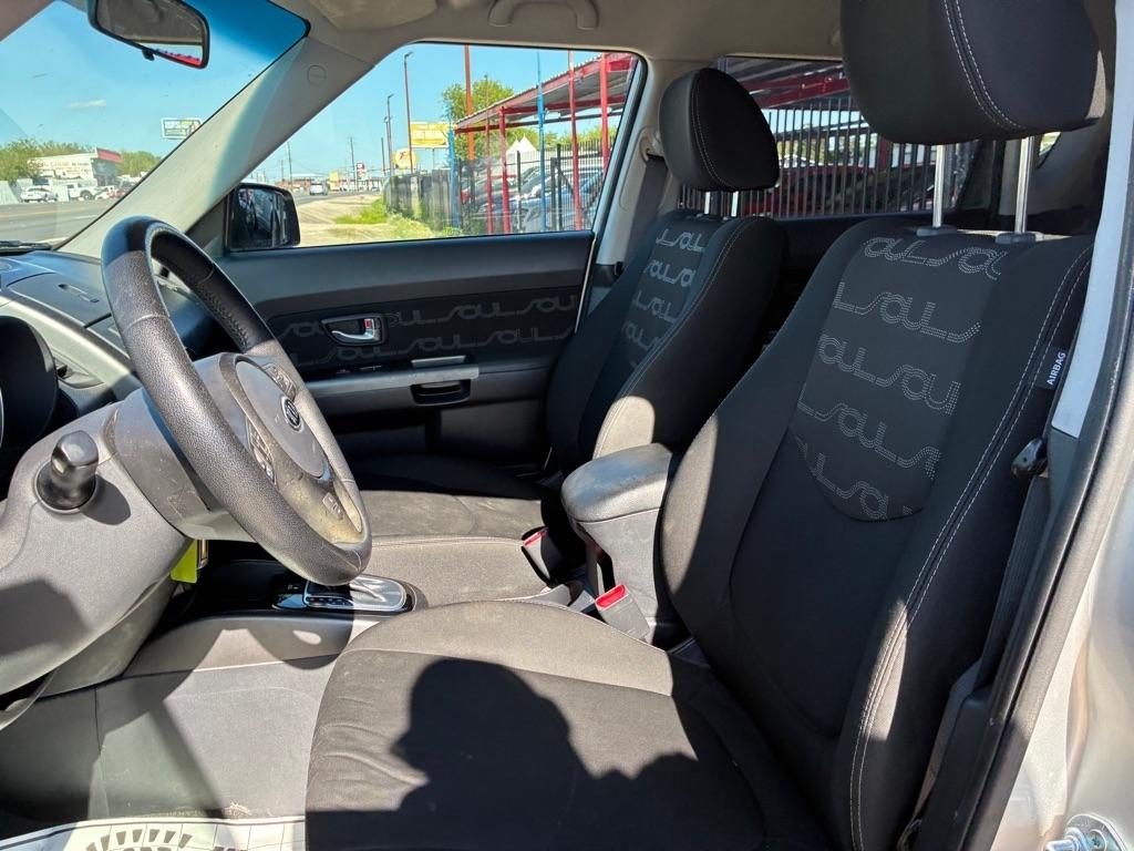 Kia Soul + 2012