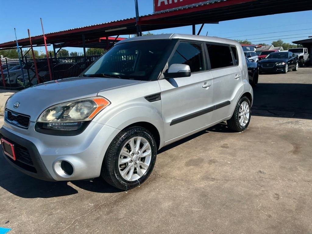 Kia Soul + 2012