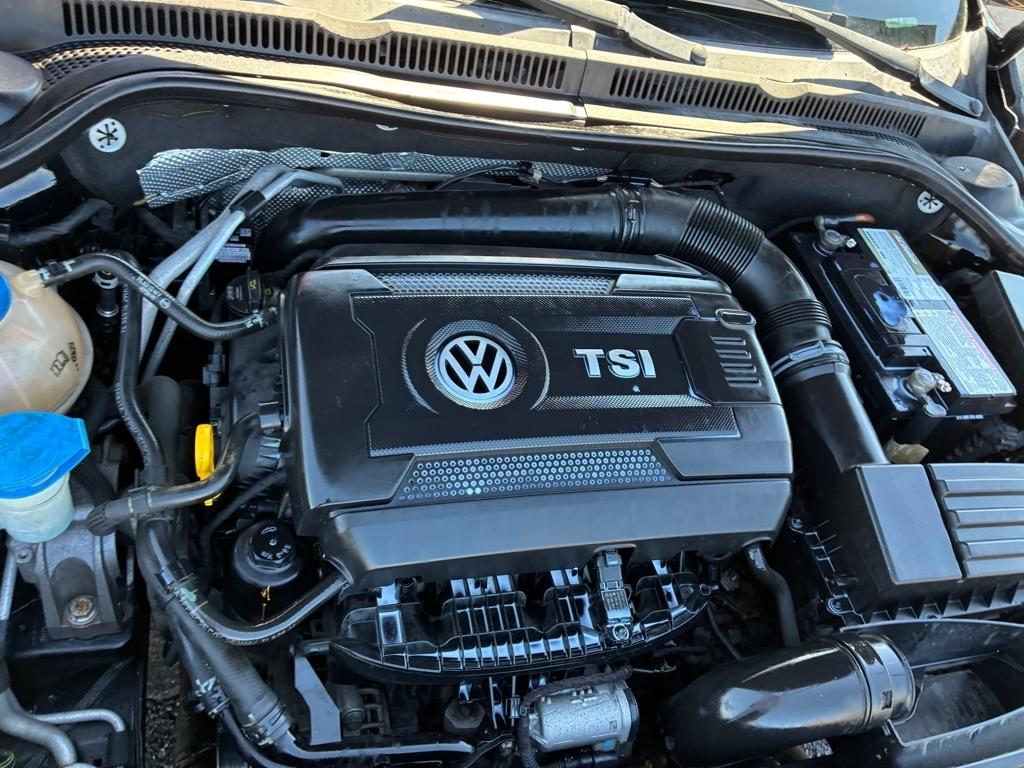 Volkswagen Jetta SEL 2014