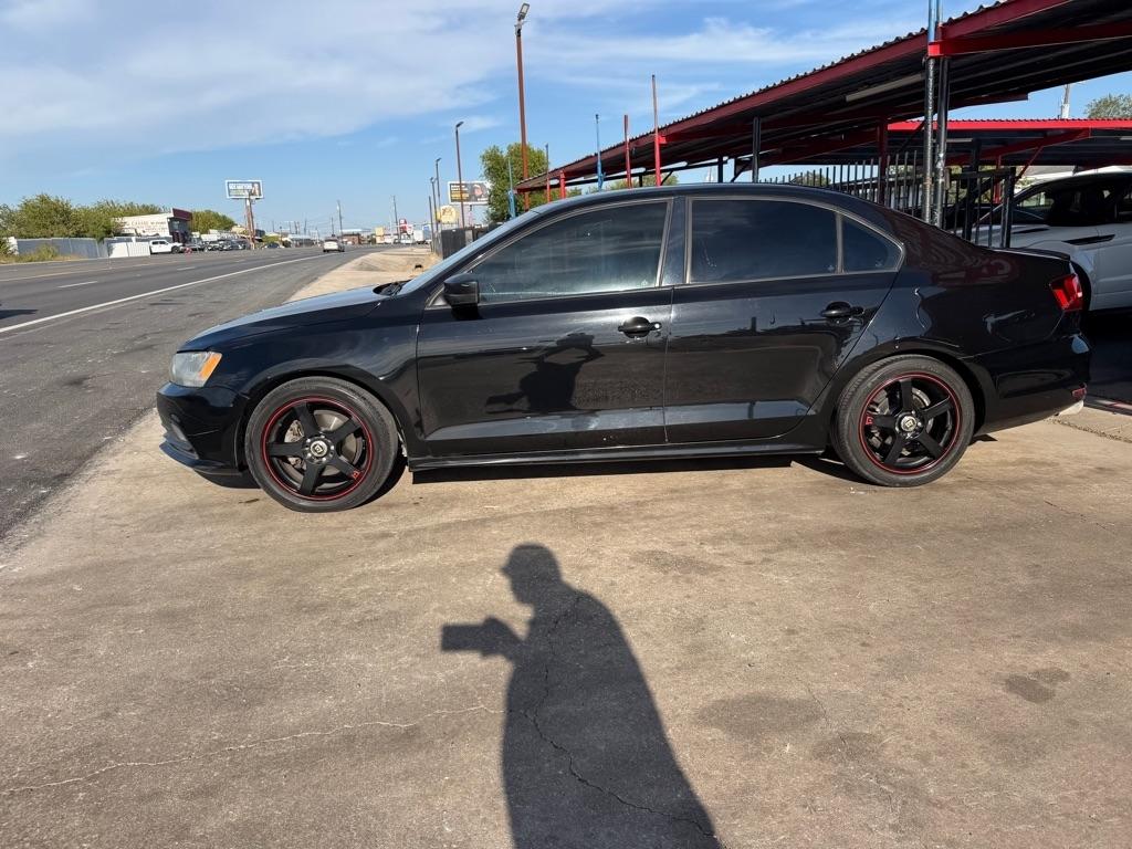 Volkswagen Jetta SE 6A 2015