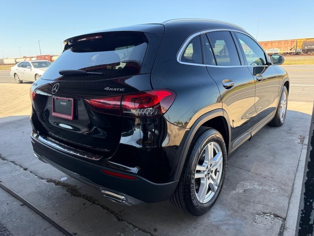 Mercedes-Benz GLA-Class GLA250 4MATIC 2021