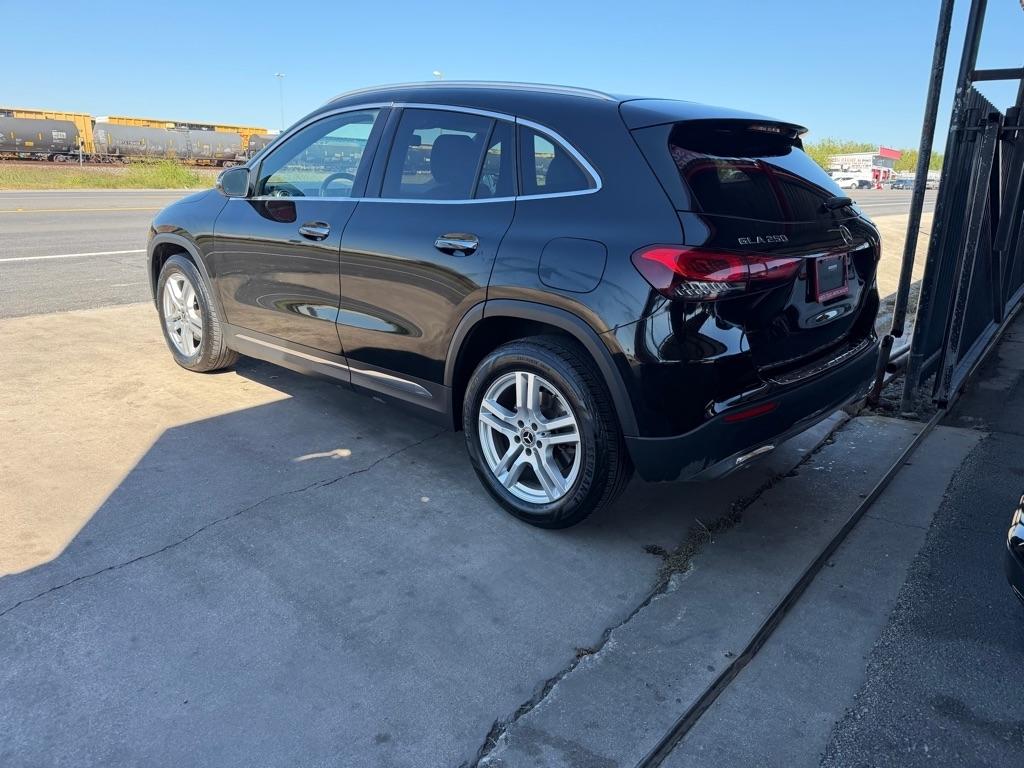 Mercedes-Benz GLA-Class GLA250 4MATIC 2021