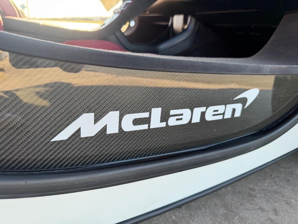 McLaren MP4-12c Spider 2013
