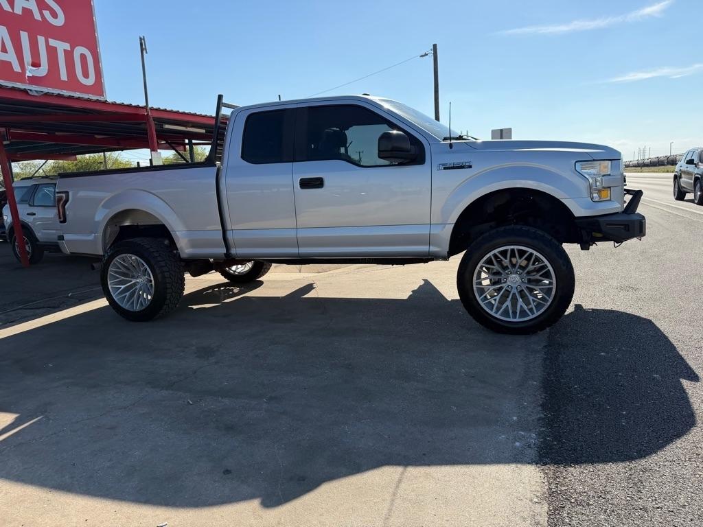 Ford F-150 XL SuperCab 8-ft. 2WD 2017