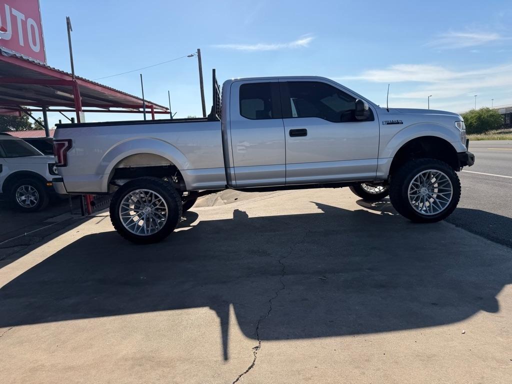 Ford F-150 XL SuperCab 8-ft. 2WD 2017