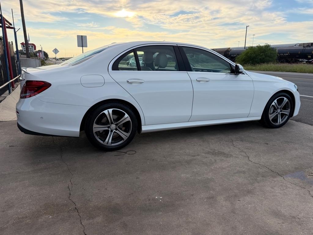 Mercedes-Benz E-Class E300 Luxury Sedan 2017