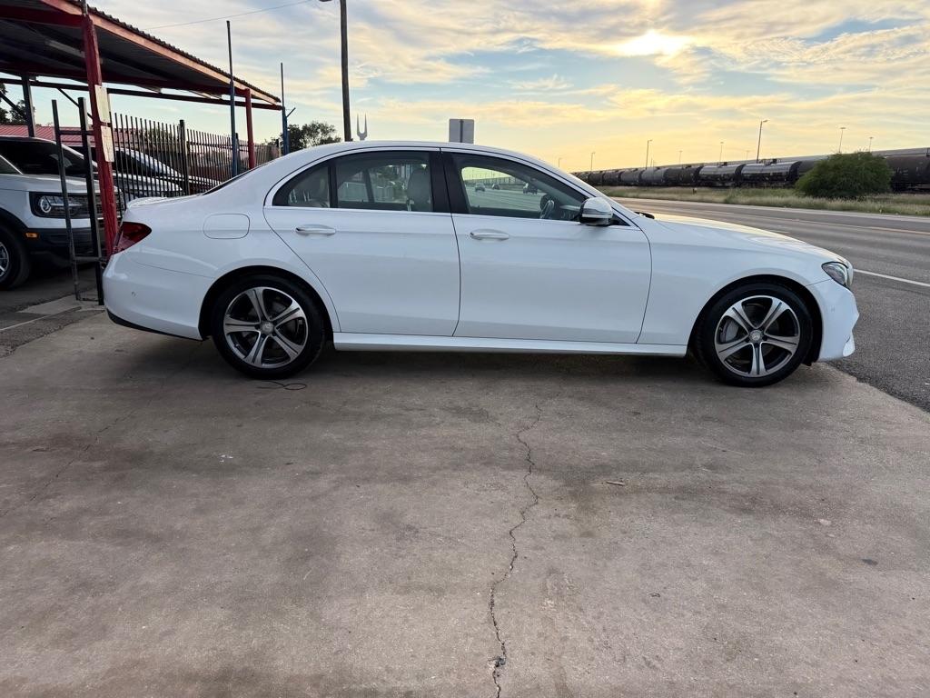 Mercedes-Benz E-Class E300 Luxury Sedan 2017