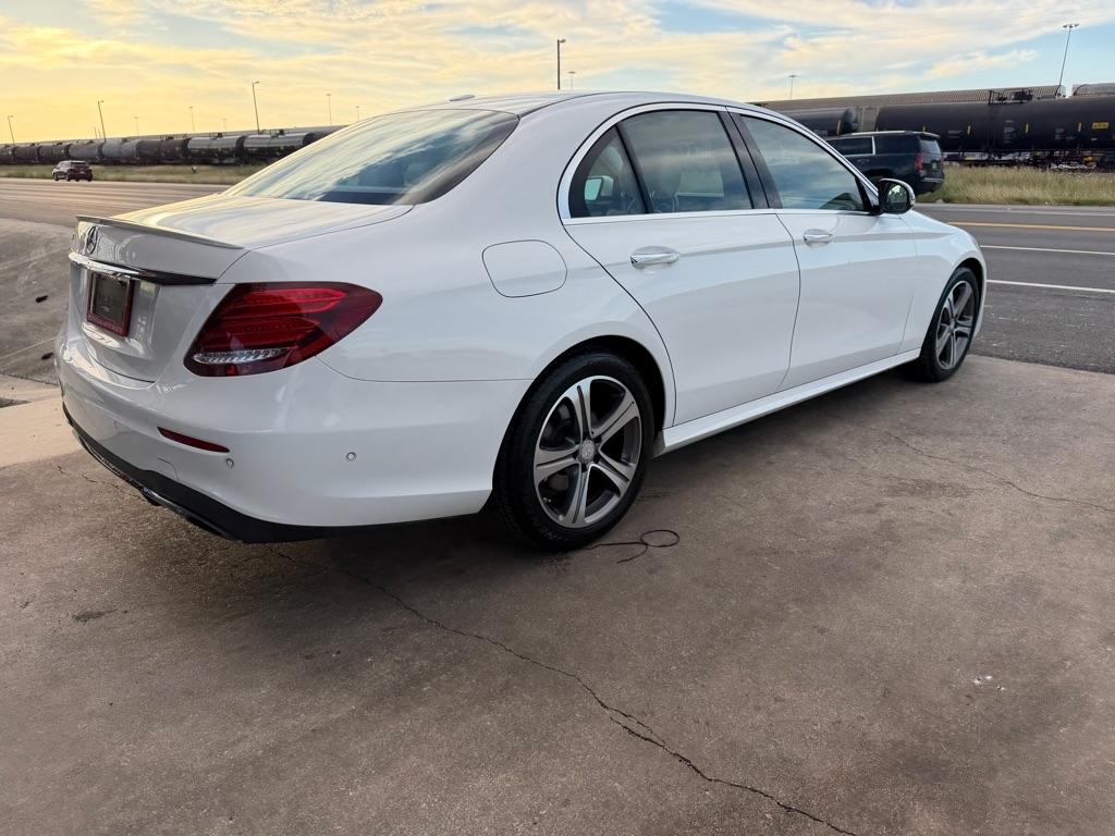 Mercedes-Benz E-Class E300 Luxury Sedan 2017