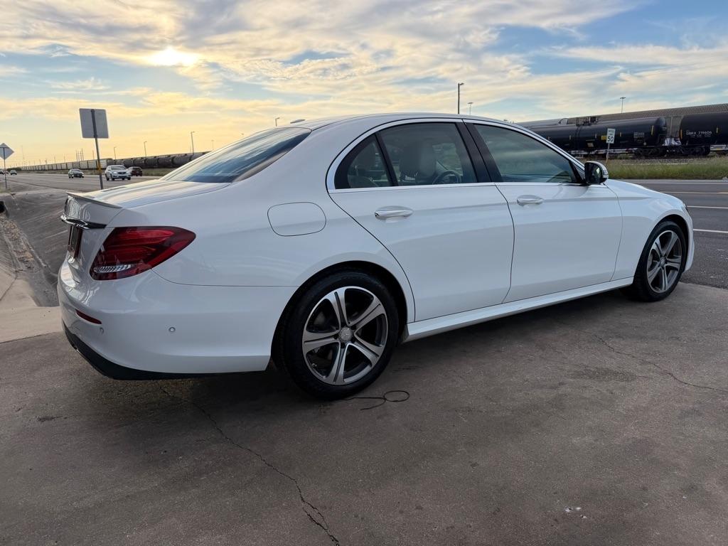 Mercedes-Benz E-Class E300 Luxury Sedan 2017