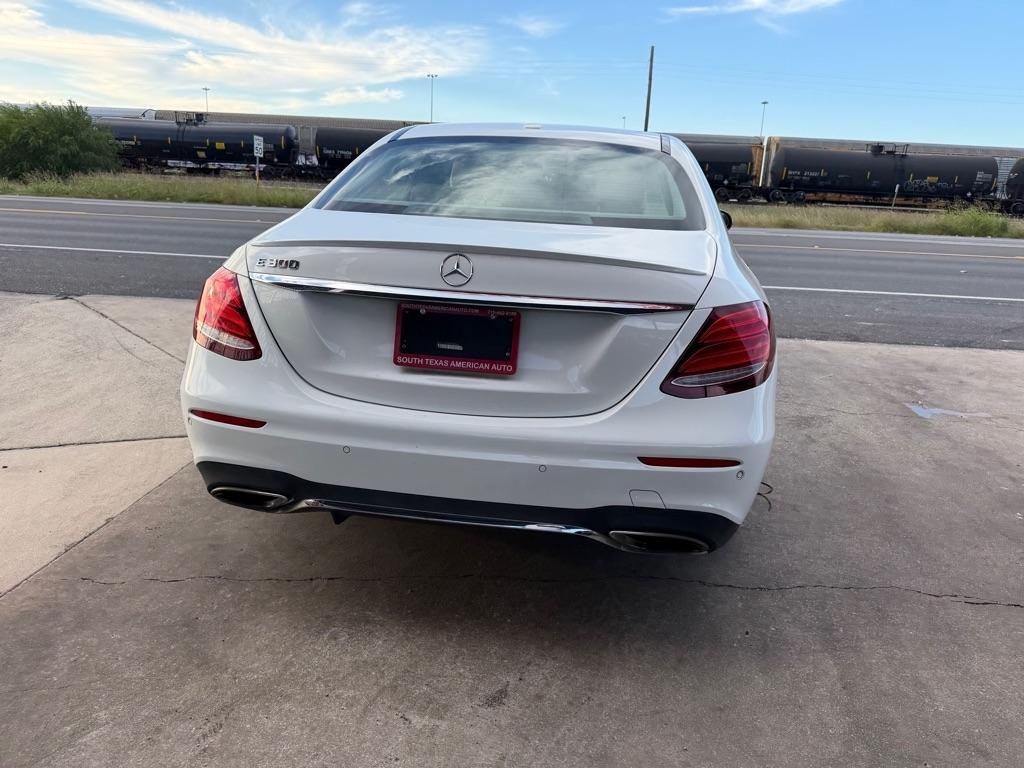 Mercedes-Benz E-Class E300 Luxury Sedan 2017