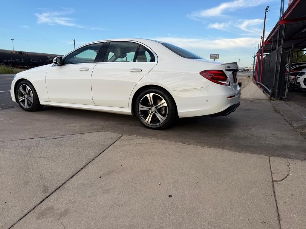Mercedes-Benz E-Class E300 Luxury Sedan 2017