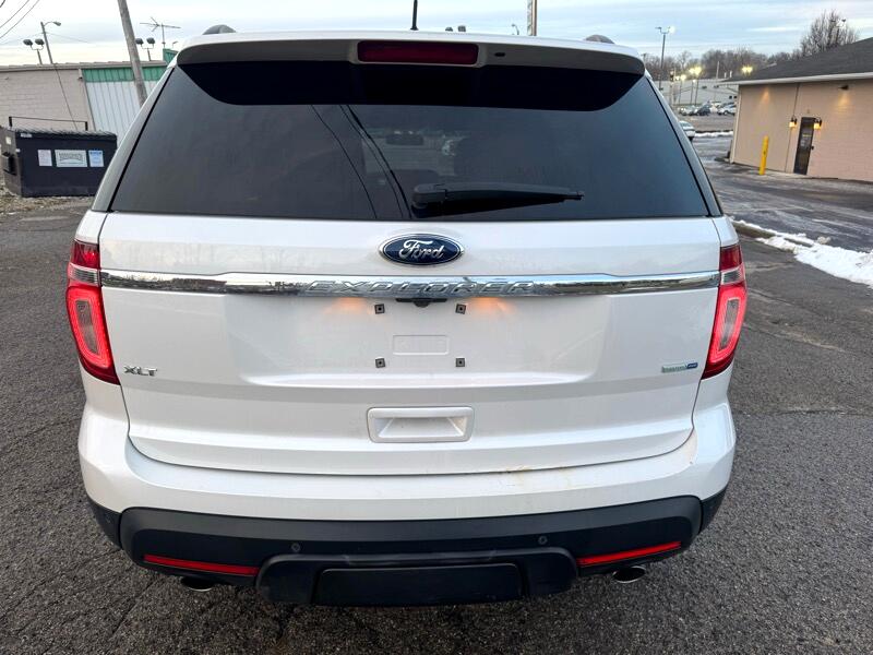 Ford Explorer XLT 4WD 2013
