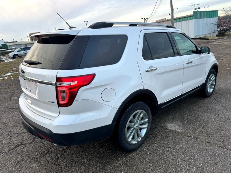 Ford Explorer XLT 4WD 2013