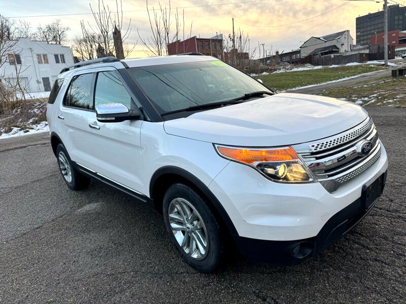Ford Explorer XLT 4WD 2013