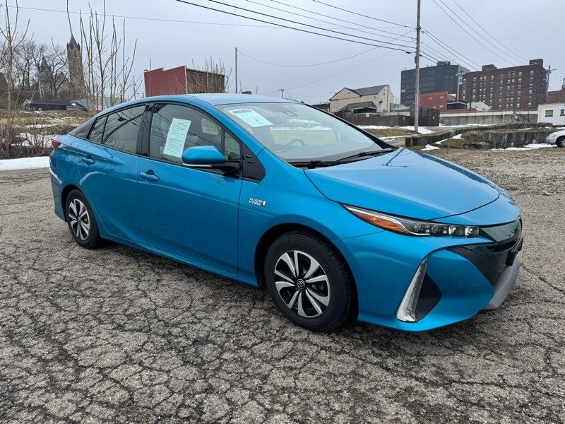 Toyota Prius Prime Plus 2018