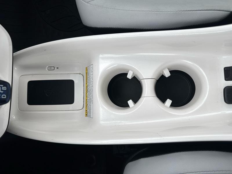 Toyota Prius Prime Plus 2018