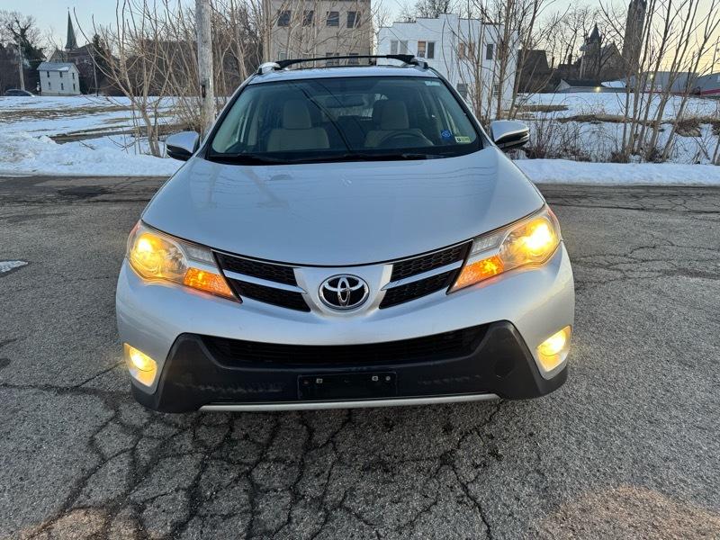 Toyota RAV4 XLE AWD 2015
