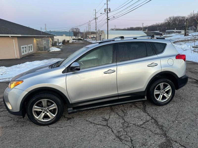 Toyota RAV4 XLE AWD 2015