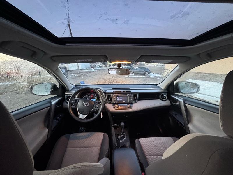 Toyota RAV4 XLE AWD 2015