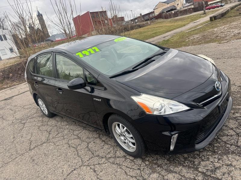 Toyota Prius V Three 2014