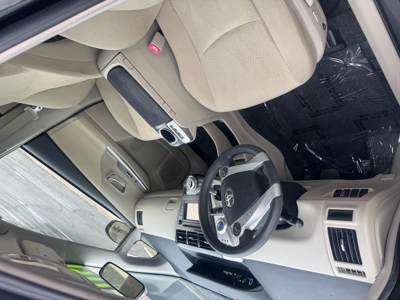 Toyota Prius V Three 2014