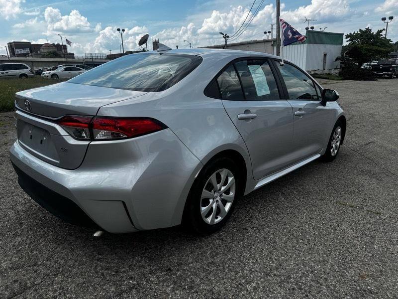 Toyota Corolla LE 2025