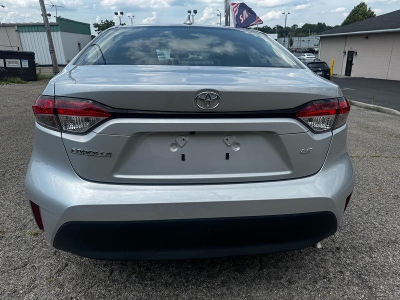 Toyota Corolla LE 2025