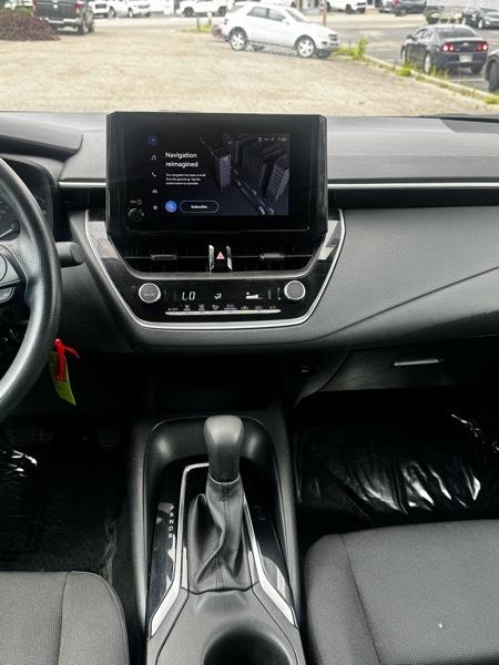Toyota Corolla LE 2025