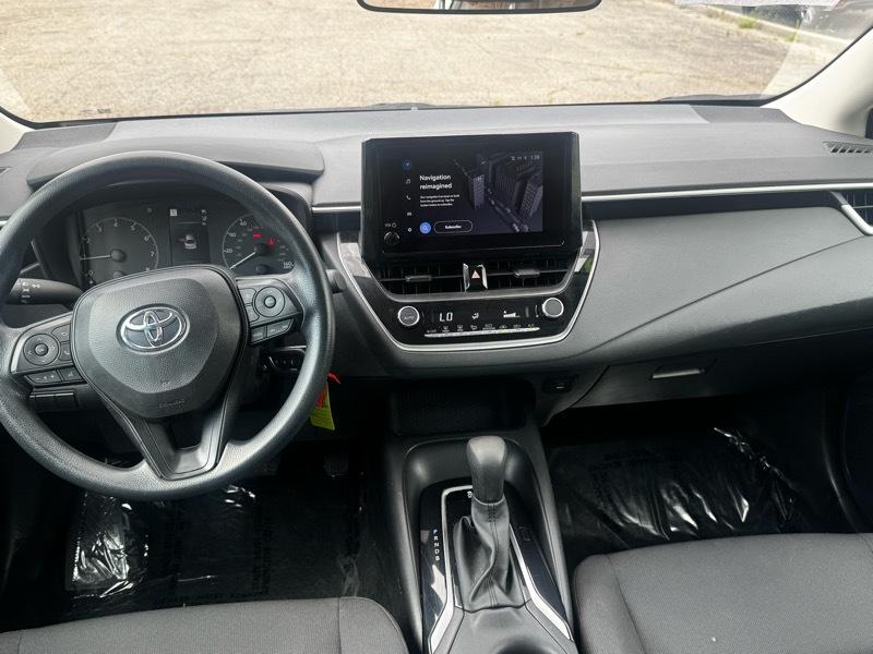 Toyota Corolla LE 2025