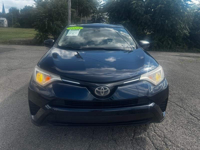 Toyota RAV4 LE FWD 2018