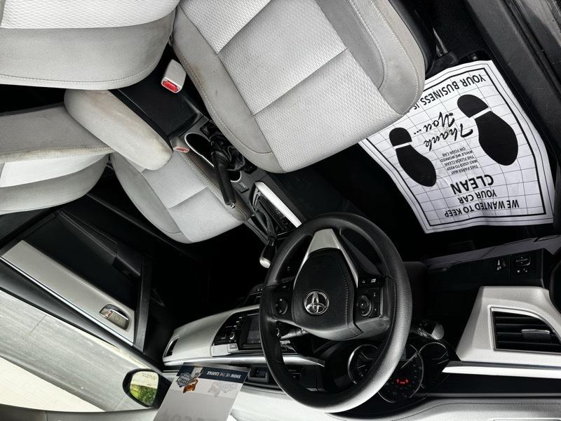 Toyota Corolla LE CVT 2015