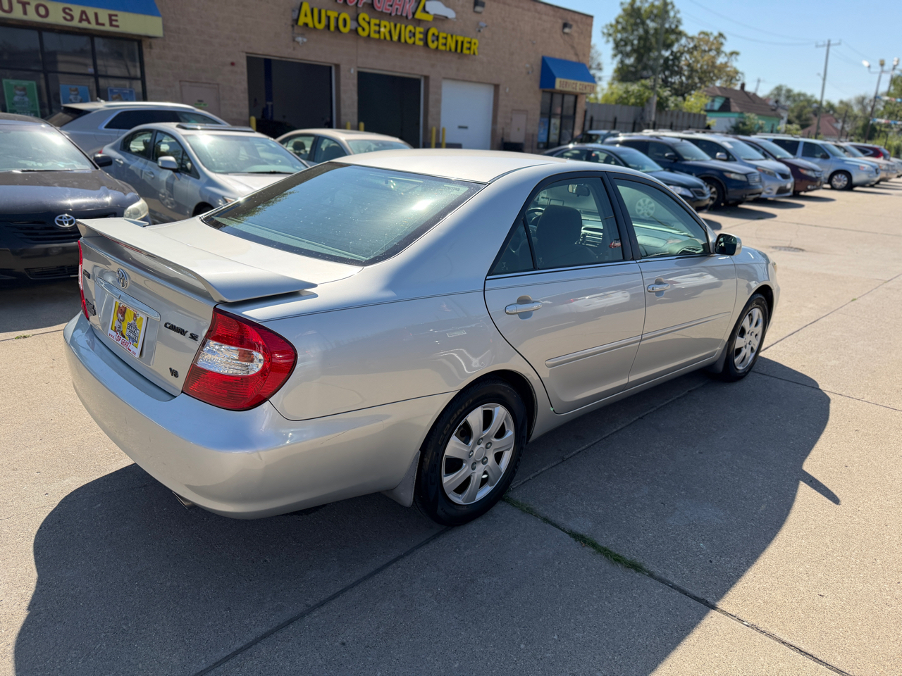 2004 Toyota Camry SE V6 photo 4