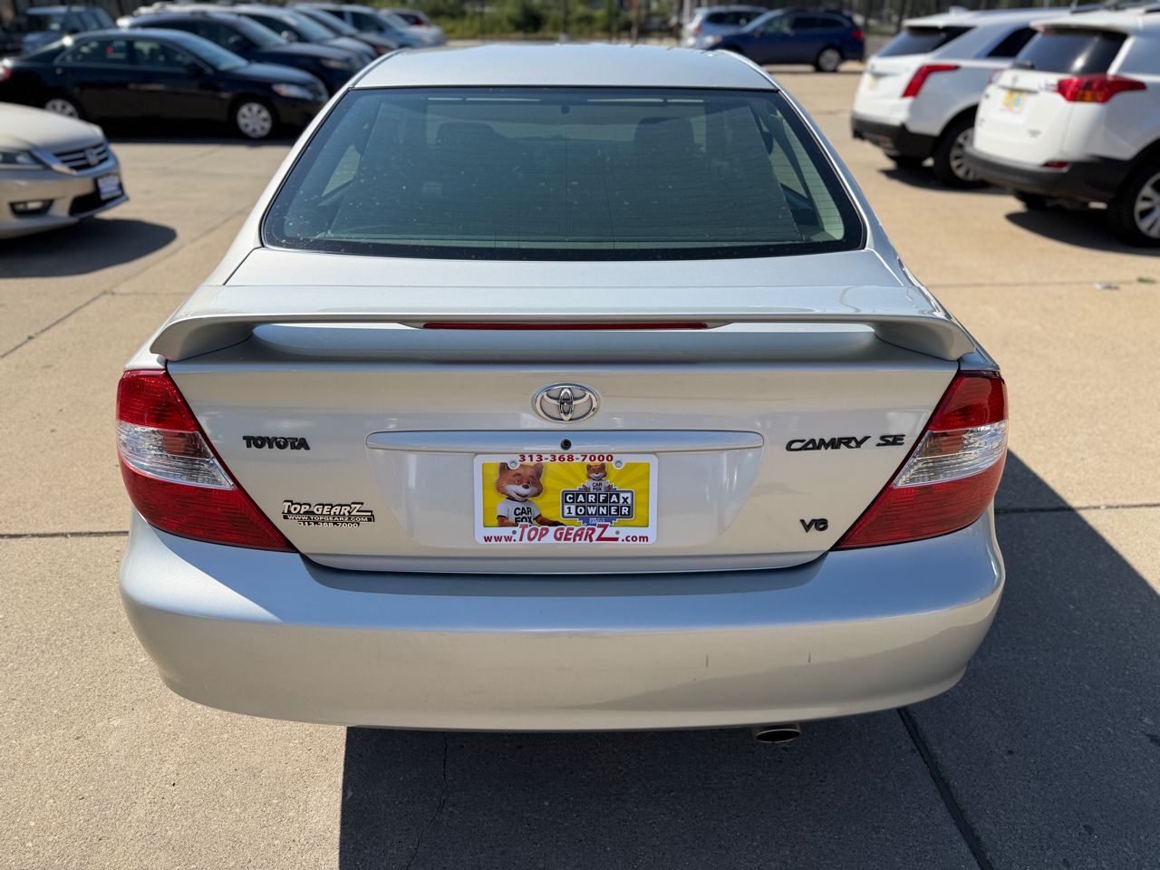 2004 Toyota Camry SE V6 photo 5
