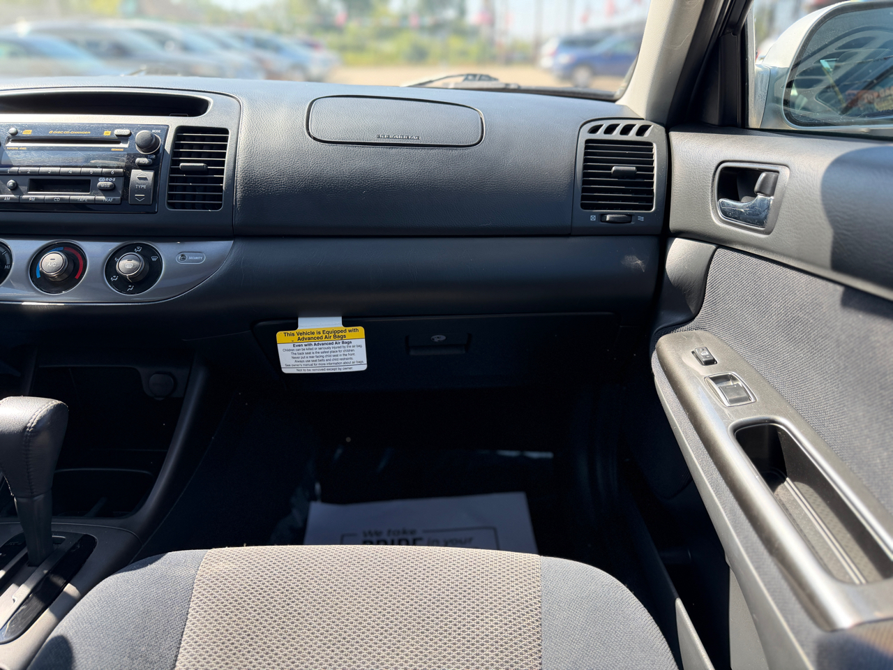 2004 Toyota Camry SE V6 photo 20