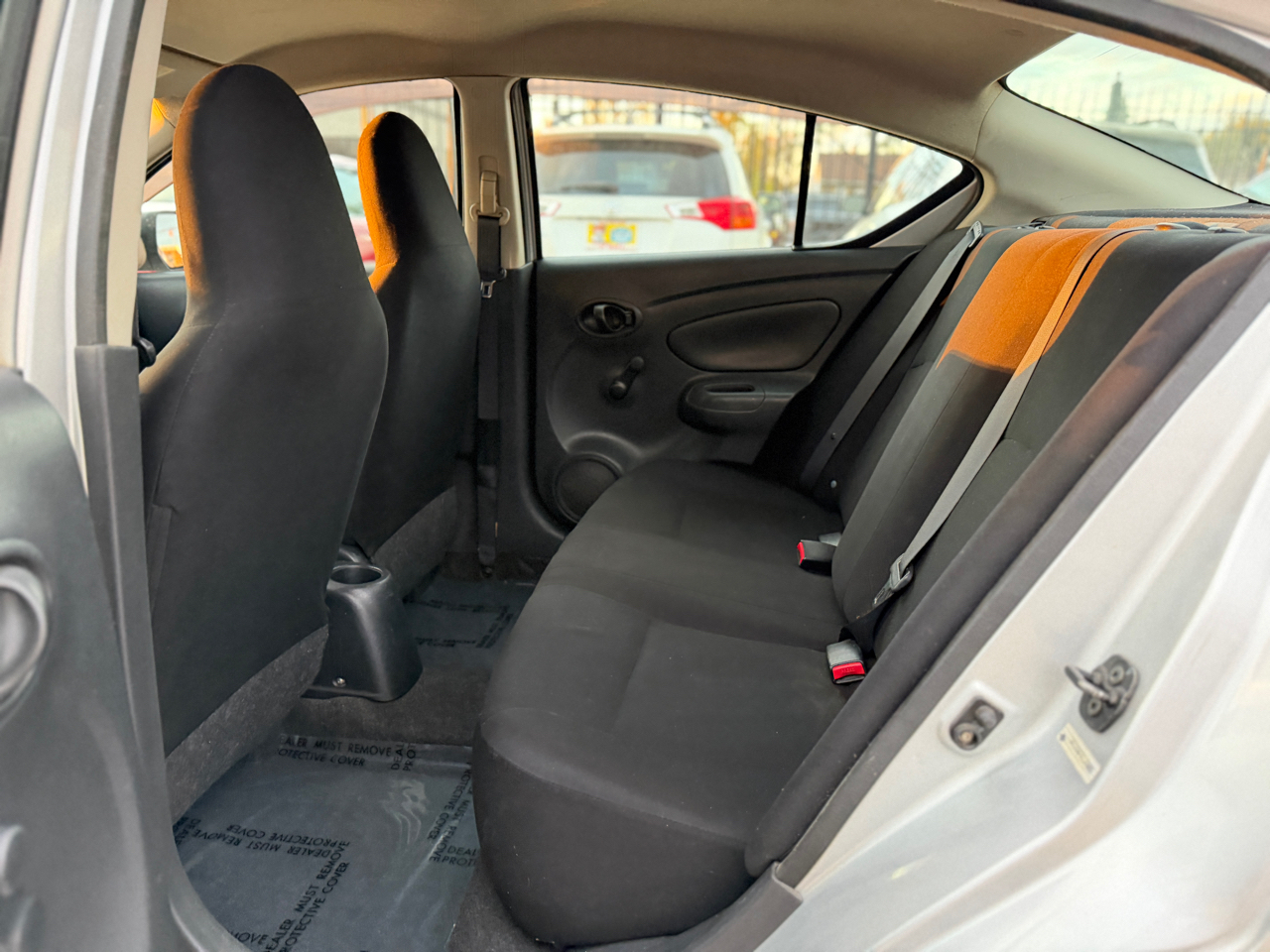 Nissan Versa 1.6 Base Sedan 2012 Nissan Versa 1.6 Base Sedan 2012