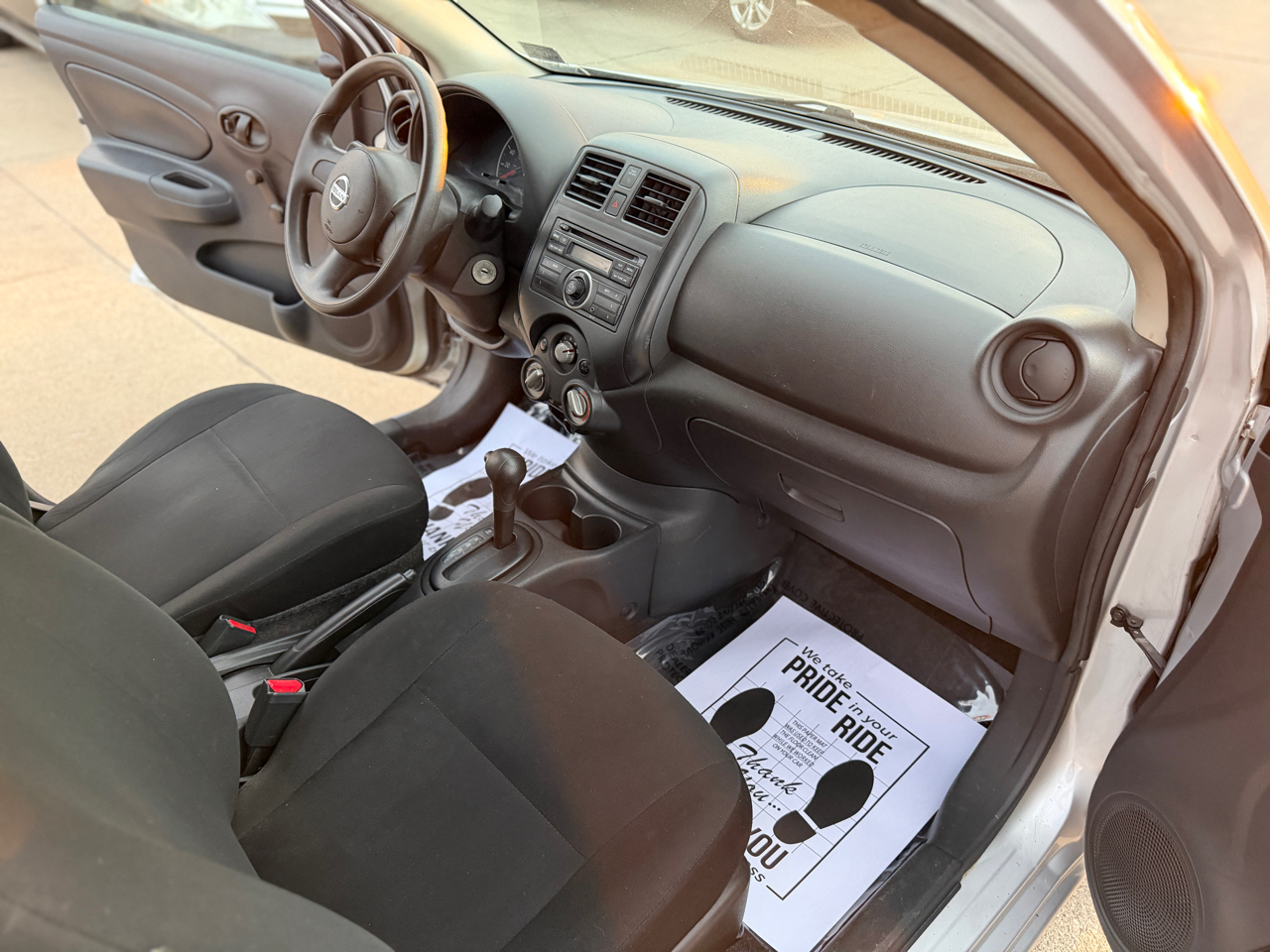 Nissan Versa 1.6 Base Sedan 2012 Nissan Versa 1.6 Base Sedan 2012