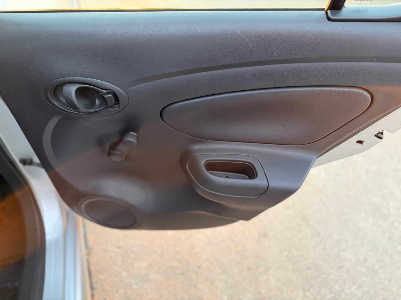 Nissan Versa 1.6 Base Sedan 2012 Nissan Versa 1.6 Base Sedan 2012