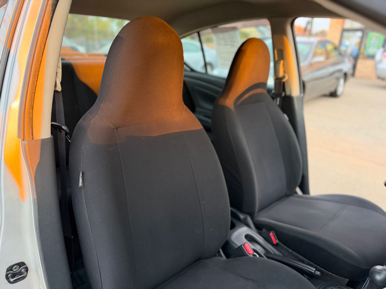 Nissan Versa 1.6 Base Sedan 2012 Nissan Versa 1.6 Base Sedan 2012