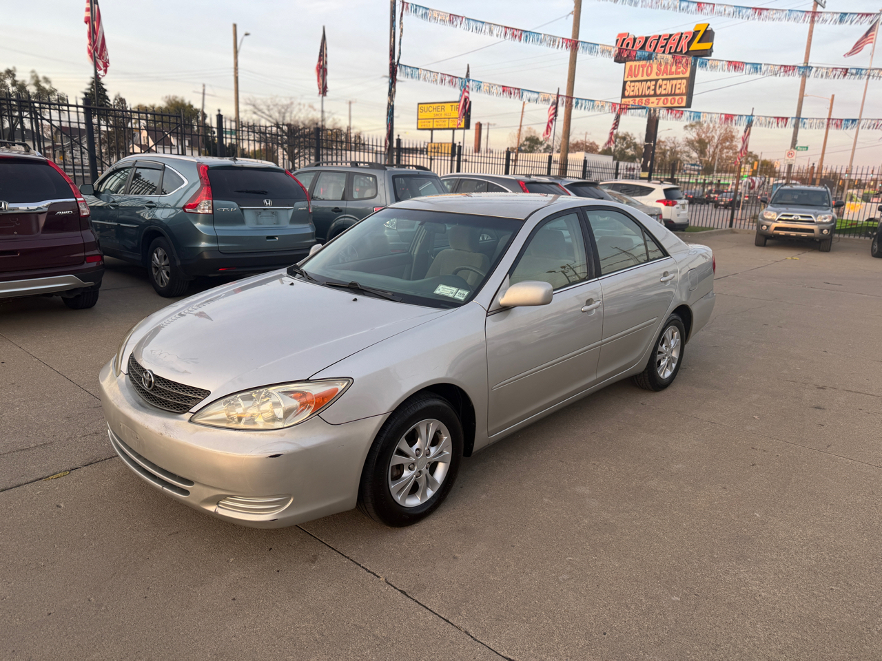 2004 Toyota Camry LE V6 photo 2