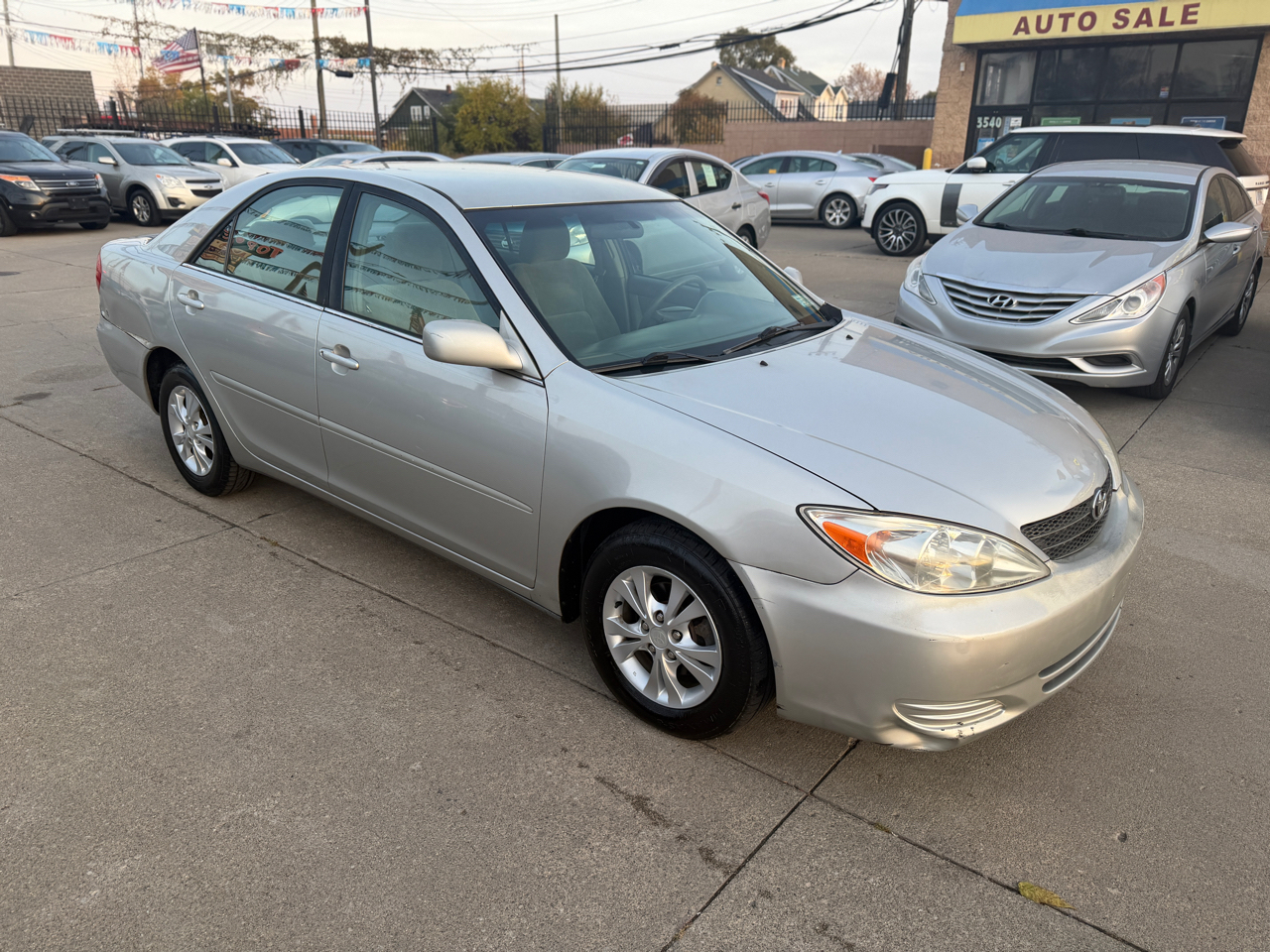 2004 Toyota Camry LE V6 photo 4