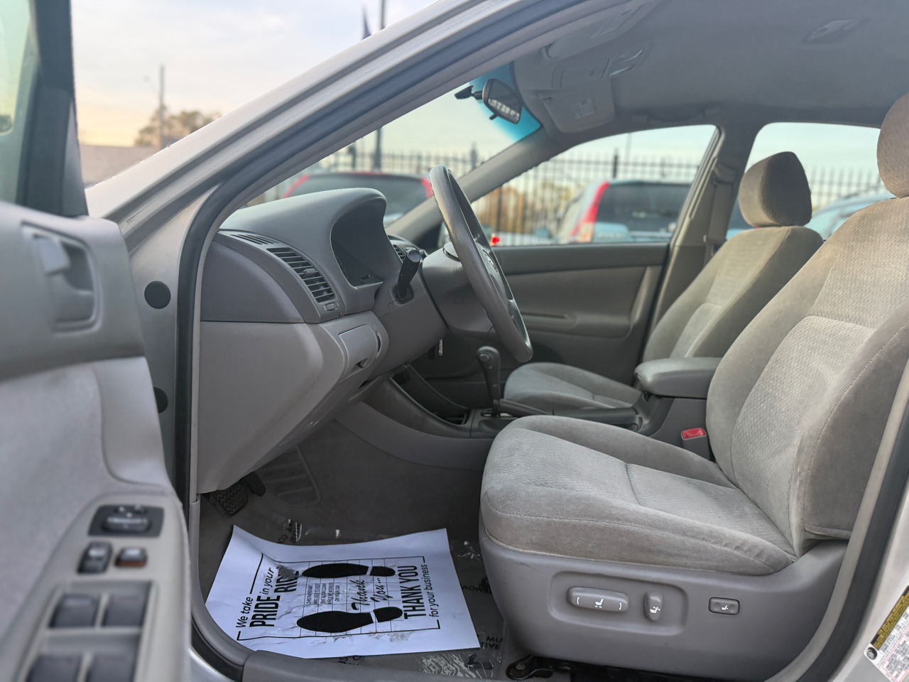 Toyota Camry LE V6 2004