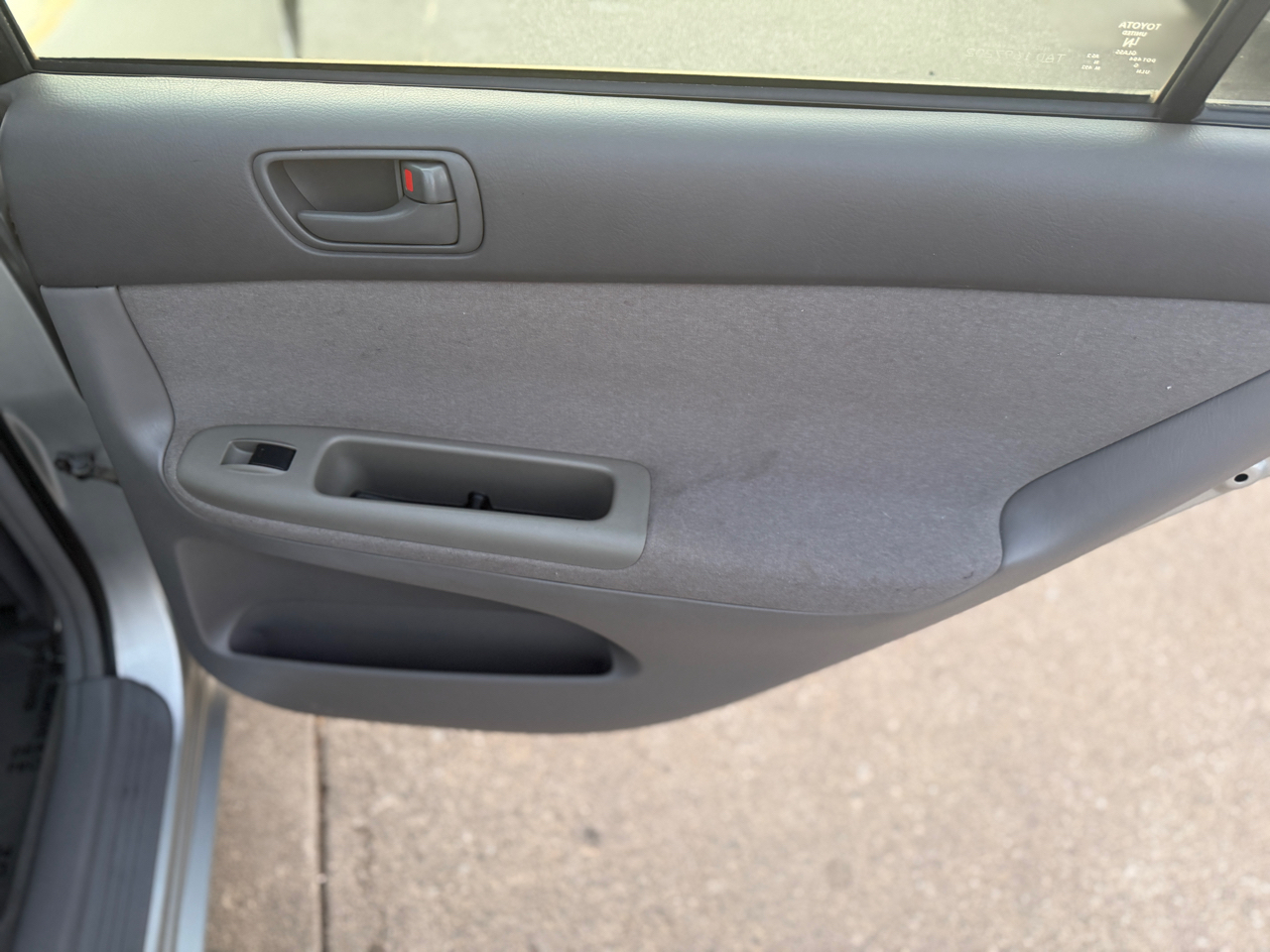 Toyota Camry LE V6 2004