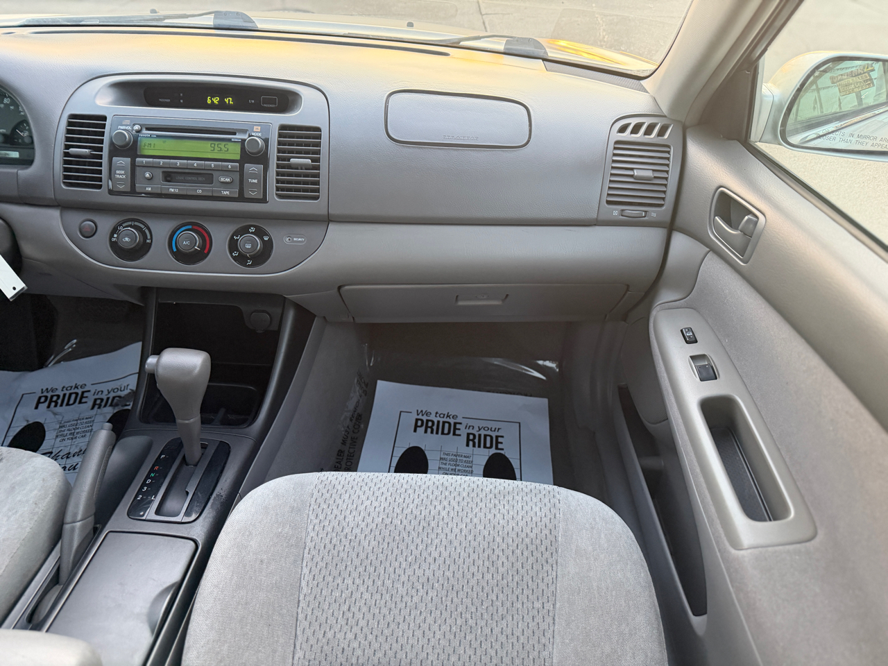 Toyota Camry LE V6 2004