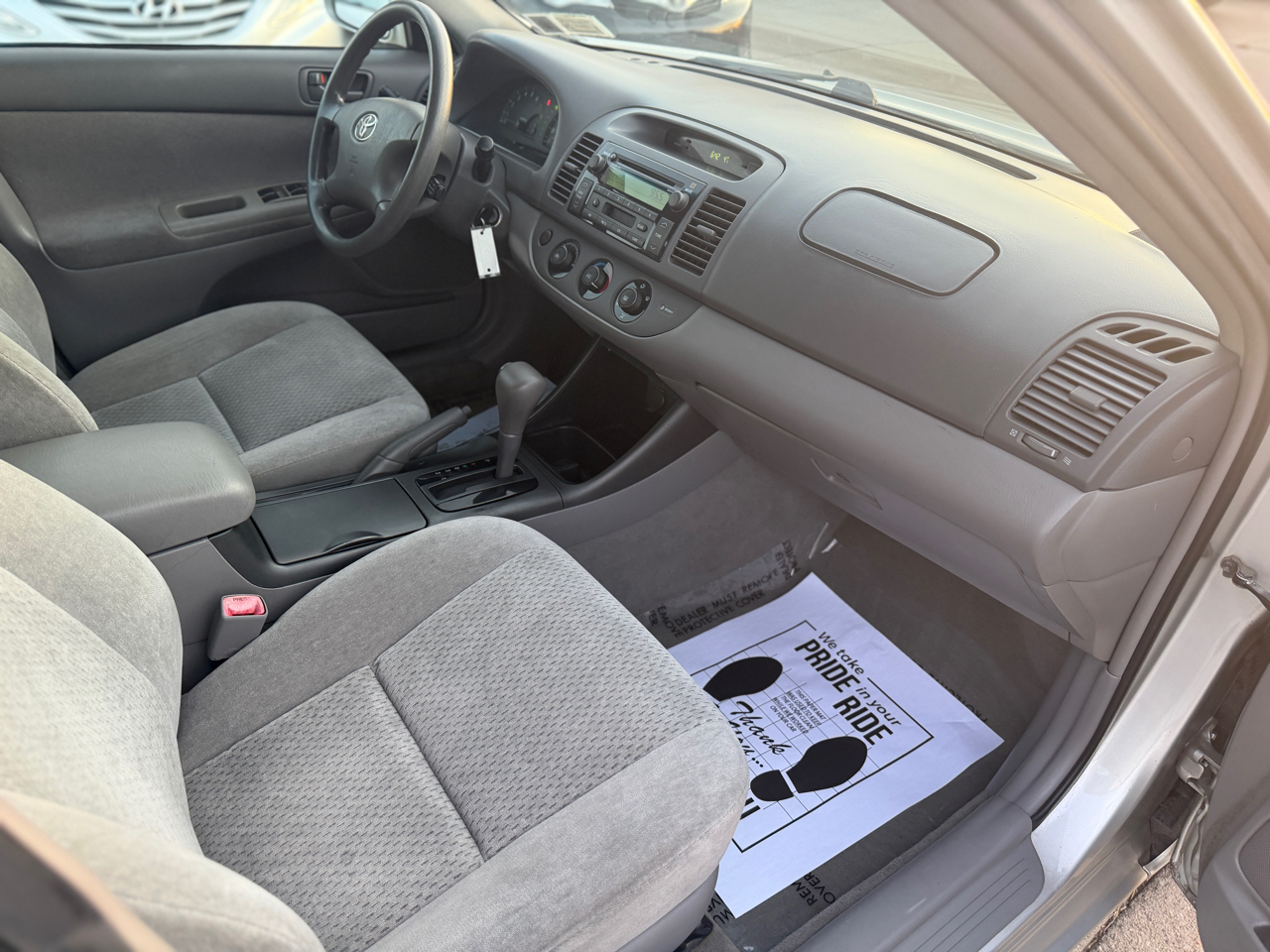 Toyota Camry LE V6 2004