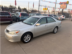 2004 Toyota Camry 