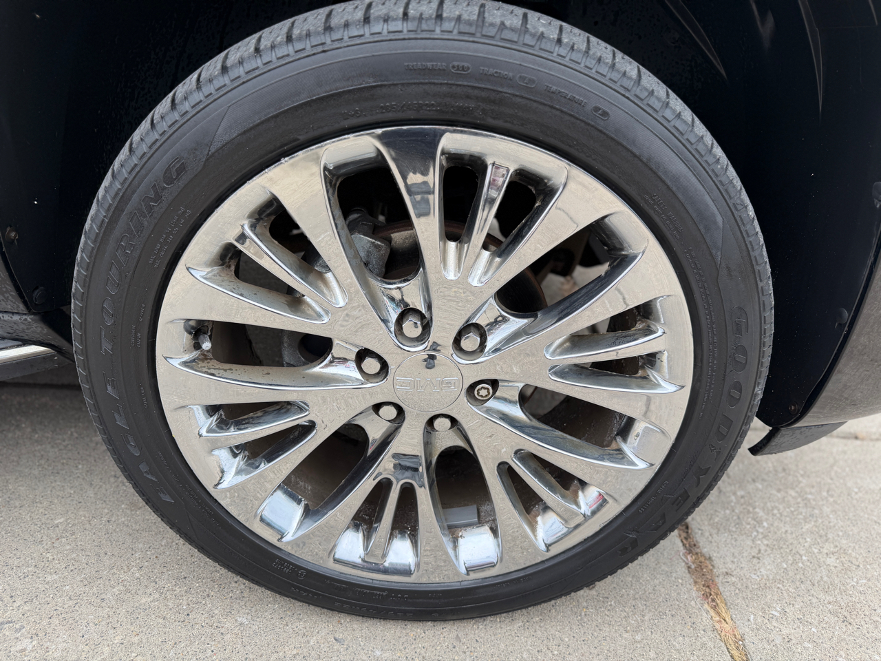 GMC Yukon Denali 4WD 2013